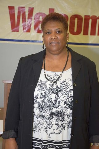 desiree petway headshot